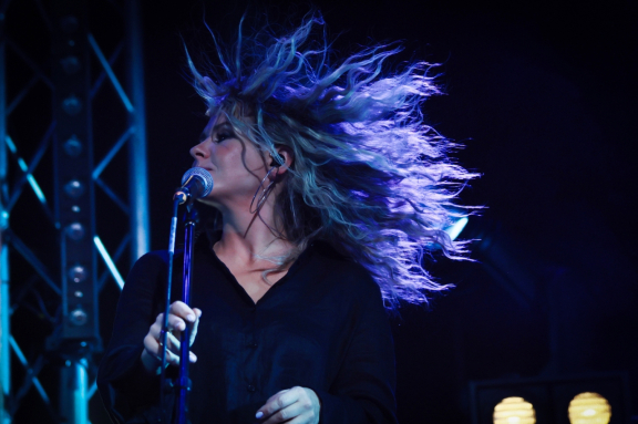 &CHcy;&icy;&ZHcy; & CO "THE BEST"