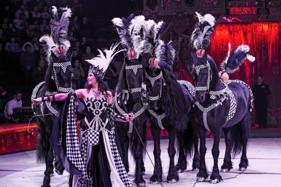 &Kcy;&ocy;&rcy;&ocy;&lcy;&iecy;&vcy;&scy;&kcy;&icy;&jcy; &tscy;&icy;&rcy;&kcy;