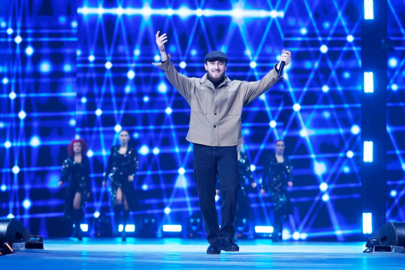 &Scy;&ucy;&lcy;&tcy;&acy;&ncy; &Lcy;&acy;&gcy;&ucy;&chcy;&iecy;&vcy;