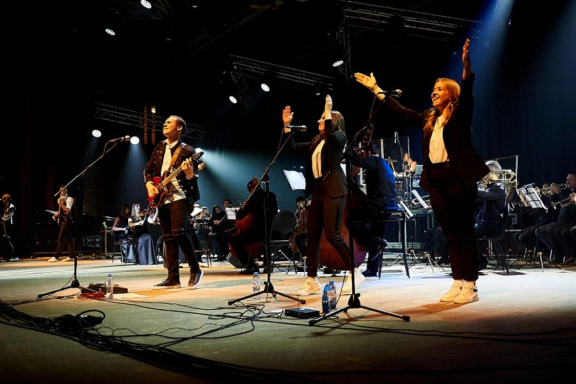 Queen&period; &SHcy;&ocy;&ucy; &laquo;&Bcy;&ocy;&gcy;&iecy;&mcy;&scy;&kcy;&acy;&yacy; &rcy;&acy;&pcy;&scy;&ocy;&dcy;&icy;&yacy;&raquo; &vcy; &scy;&ocy;&pcy;&rcy;&ocy;&vcy;&ocy;&zhcy;&dcy;&iecy;&ncy;&icy;&icy; &scy;&icy;&mcy;&fcy;&ocy;&ncy;&icy;&chcy;&iecy;&scy;&kcy;&ocy;&gcy;&ocy; &ocy;&rcy;&kcy;&iecy;&scy;&tcy;&rcy;&acy;