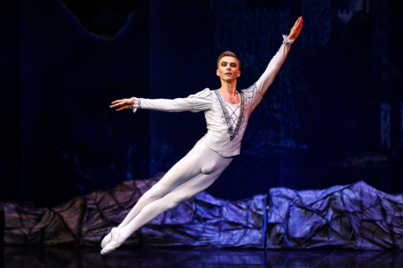 Балет «Лебединое озеро». Марийский театр оперы и балета