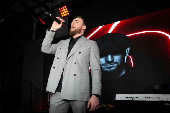 &Scy;&ucy;&lcy;&tcy;&acy;&ncy; &Lcy;&acy;&gcy;&ucy;&chcy;&iecy;&vcy;