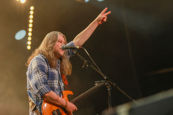 &CHcy;&icy;&ZHcy; & CO "THE BEST"