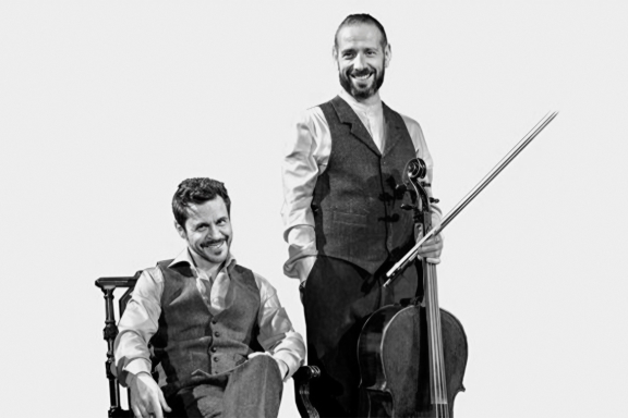 "ХУЛИГАН И КЛАССИК". ПАВЕЛ ДЕРЕВЯНКО И БОРИС АНДРИАНОВ